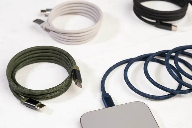 Mágneses 60 W-os USB-C kábel – Magsle, ezüst